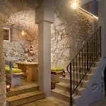 Mondinica Heritage House - Heated Pool