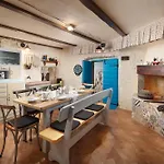 Mondinica Heritage House - Heated Pool Villa Dobrinj