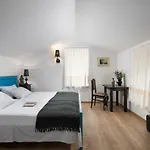 Villa Mondinica Heritage House - Heated Pool *