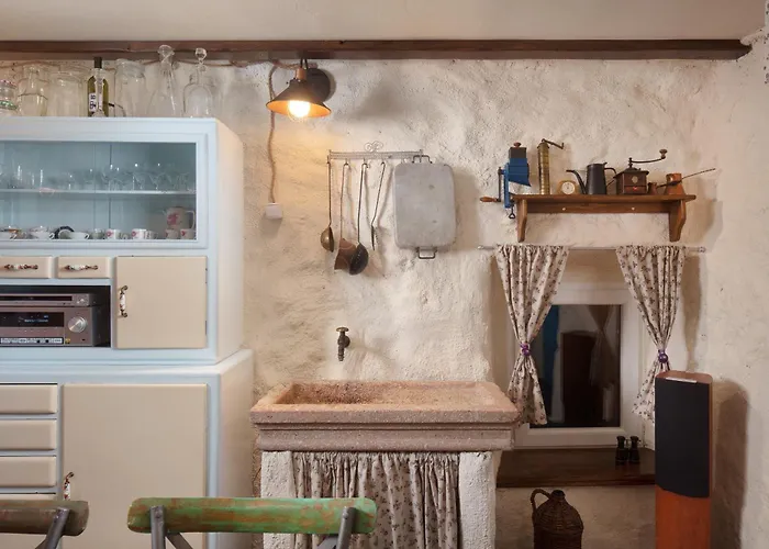 Mondinica Heritage House - Heated Pool * Dobrinj