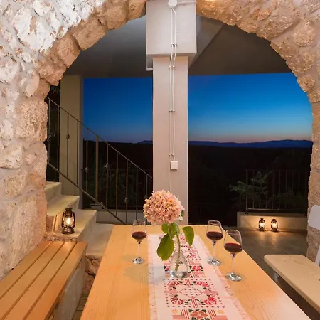 Mondinica Heritage House - Heated Pool Dobrinj