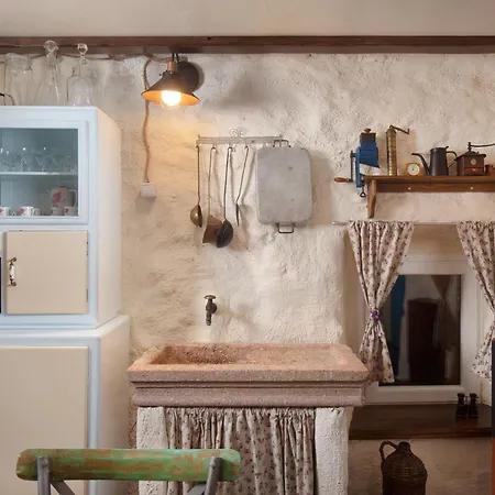 Mondinica Heritage House - Heated Pool * Dobrinj